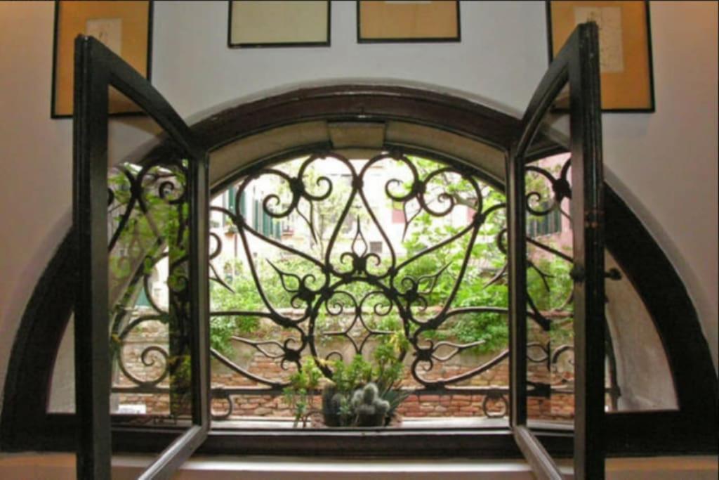 Apartamento Walk On The Water ✧ 5 Minutes To Rialto Bridge Venecia Exterior foto