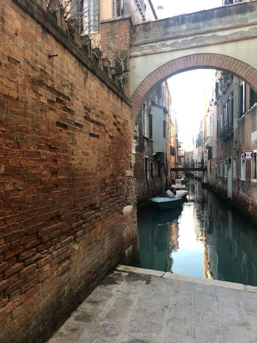 Apartamento Walk On The Water ✧ 5 Minutes To Rialto Bridge Venecia Exterior foto