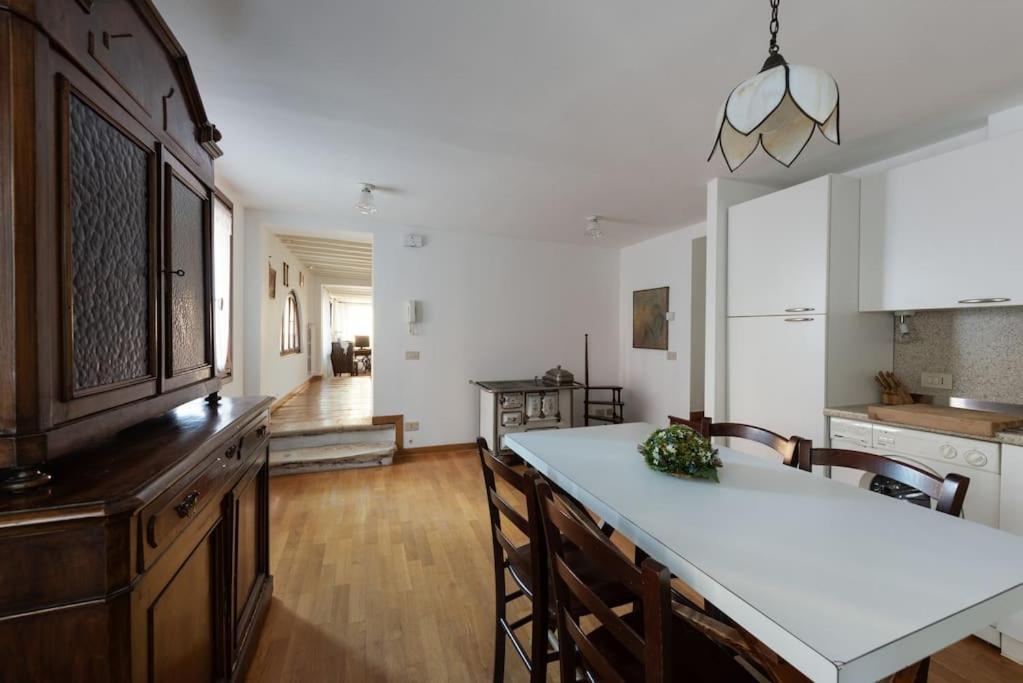 Apartamento Walk On The Water ✧ 5 Minutes To Rialto Bridge Venecia Exterior foto